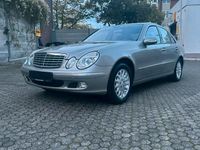 Gebraucht Mercedes E240 177 PS (130 kW) 2004 Grau Limousine