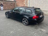 Gebraucht BMW 320 177 PS (130 kW) 2009 Schwarz Kombi