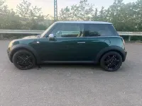 Usata Mini Cooper 120 CV (88 kW) 2009 Verde Utilitaria