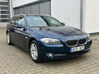 Gebraucht BMW 530 Sport Line 258 PS (189 kW) 2012 Blau Kombi