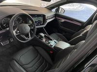 Gebraucht VW Touareg R-line 286 PS (210 kW) 2024 Grenadillschwarz metallic SUV