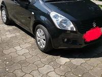 Gebraucht Suzuki Splash 65 PS (47 kW) 2010 Schwarz Kleinwagen