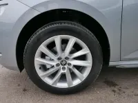 Neu Skoda Kamiq Premium Edition 150 PS (110 kW) 2026 Smokey diamond silber metallic SUV