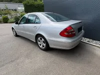 Gebraucht Mercedes E270 Avantgarde 177 PS (130 kW) 2004 Silber Limousine