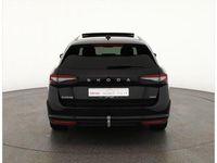 Gebraucht Skoda Superb 193 PS (141 kW) 2024 Ebony schwarz metallic (metallic) Kombi