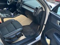 gebraucht Volvo XC40 T4 AWD Momentum Pro Geartronic Momentum Pro