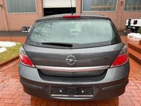 Gebraucht Opel Astra Selection 90 PS (66 kW) 2009 Grau Limousine