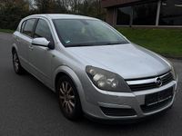 Gebraucht Opel Astra 105 PS (77 kW) 2005 Silber Limousine