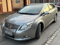 Gebraucht Toyota Avensis 150 PS (110 kW) 2011 Andere farben Kombi