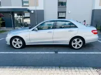 Gebraucht Mercedes E200 170 PS (125 kW) 2011 Silber Limousine