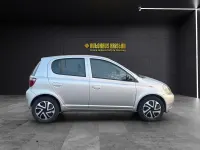 Gebraucht Toyota Yaris Sol 68 PS (50 kW) 2002 Silber