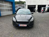 Gebraucht Ford Focus Trend 95 PS (69 kW) 2018 Grau Kombi