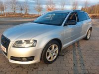 Gebraucht Audi A3 Attraction 105 PS (77 kW) 2011 Silber Kleinwagen