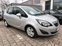 Gebraucht Opel Meriva Innovation 101 PS (74 kW) 2012 Silber Van / Kleinbus