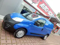 Gebraucht Fiat Fiorino Basis 77 PS (56 kW) 2017 Blau Van / Kleinbus