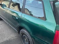 Gebraucht Audi A4 150 PS (110 kW) 1998 Grün Kombi