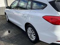 Używany Ford Focus Titanium 120 KM (88 kW) 2020 Biały Kombi