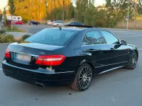 Gebraucht Mercedes E300 204 PS (150 kW) 2010 Schwarz Limousine