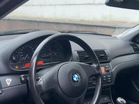 Gebraucht BMW 320 150 PS (110 kW) 2004 Schwarz Kombi