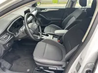Gebraucht Ford Focus 120 PS (88 kW) 2018 Weiß Limousine