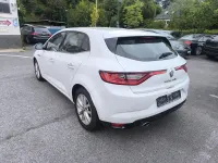 Gebraucht Renault Mégane Intens 132 PS (97 kW) 2018 Weiß Limousine