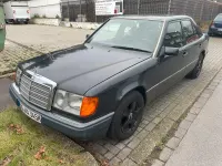 Gebraucht Mercedes E250 1992 Grau Limousine