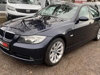 Gebraucht BMW 318 129 PS (94 kW) 2005 Blau Limousine