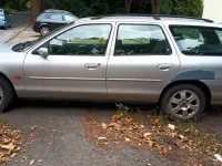 Gebraucht Ford Mondeo Ghia 131 PS (96 kW) 1999 Silber Kombi