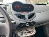 Gebraucht Renault Twingo 58 PS (42 kW) 2007 Grün Kleinwagen