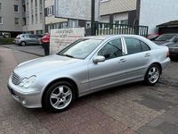 Gebraucht Mercedes C180 143 PS (105 kW) 2005 Brillantsilber  metalliclack Limousine