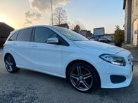 Gebraucht Mercedes B220 170 PS (125 kW) 2019 Weiß Van / Kleinbus