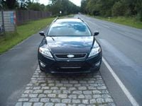 Gebraucht Ford Mondeo Ghia 140 PS (102 kW) 2010 Blau Limousine