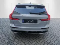 Używany Volvo V60 Plus 197 KM (144 kW) 2024 Srebrny Kombi