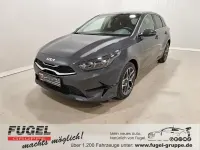 Neu Kia Ceed Style 140 PS (102 kW) 2025 Dark penta metal Kleinwagen