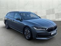 Gebraucht Skoda Superb Selection 150 PS (110 kW) 2025 Graphite grau metallic Kombi