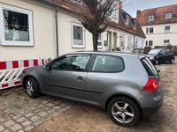 Gebraucht VW Golf V 75 PS (55 kW) 2005 Grau Kleinwagen
