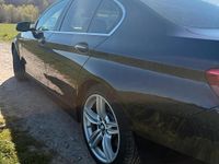 Gebraucht BMW 535 313 PS (230 kW) 2015 Blau Limousine