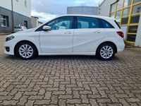 Gebraucht Mercedes B180 122 PS (89 kW) 2018 Weiß Van / Kleinbus