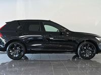 Neu Volvo XC60 Plus 250 PS (183 kW) 2025 Onyx schwarz metallic SUV