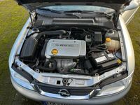 gebraucht Opel Vectra Benziner Wenige km 1,6 Benziner