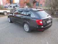 Gebraucht Skoda Superb Exclusive 160 PS (117 kW) 2014 Schwarz Kombi