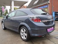 Gebraucht Opel Astra GTC Sport 105 PS (77 kW) 2006 Blau metallic Coupé
