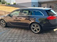 Gebraucht Opel Insignia Eco 160 PS (117 kW) 2012 Schwarz Kombi
