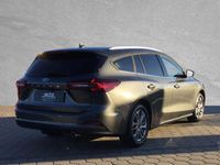 Gebraucht Ford Focus Titanium 155 PS (114 kW) 2022 Grau Kombi