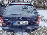 Gebraucht Mercedes C220 Classic 150 PS (110 kW) 2005 Kombi