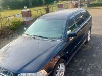 Gebraucht Volvo V40 106 PS (77 kW) 2003 Schwarz Kombi