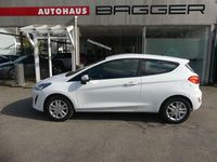 Gebraucht Ford Fiesta Trend 86 PS (63 kW) 2017 Weiß Kleinwagen