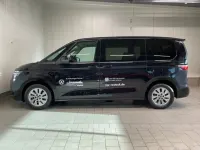 Gebraucht VW Multivan Life 150 PS (110 kW) 2024 Schwarz Van / Kleinbus