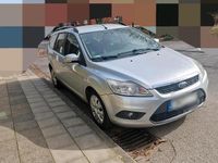 Gebraucht Ford Focus 109 PS (80 kW) 2009 Silber Kombi