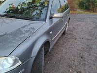 Usata VW Passat 150 CV (110 kW) 2003 Argento Station wagon
